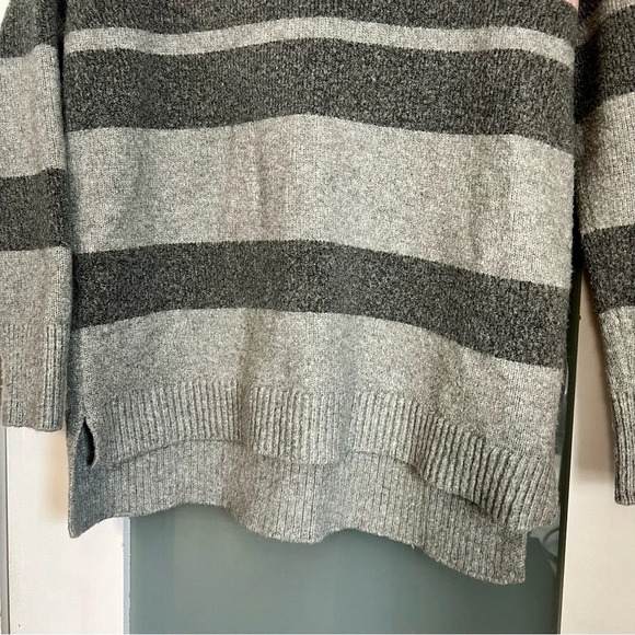 Talbots Gray Fireside Stripe Pullover Turtleneck Sweater Women Medium Petite - Picture 4 of 12